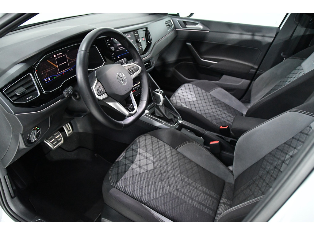 Volkswagen Taigo 1.5 TSI R-Line Pano keyless Camera 4