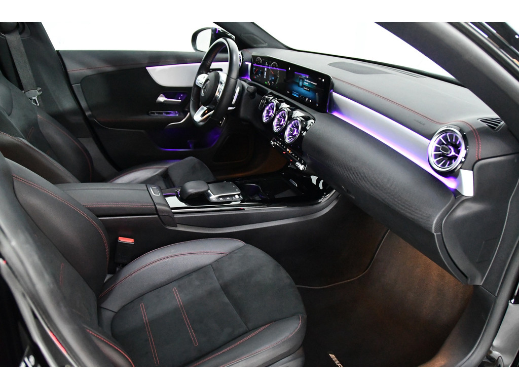 Mercedes-Benz CLA-klasse 250 e AMG Line Line Pano Sfeer Cam Keyless 6