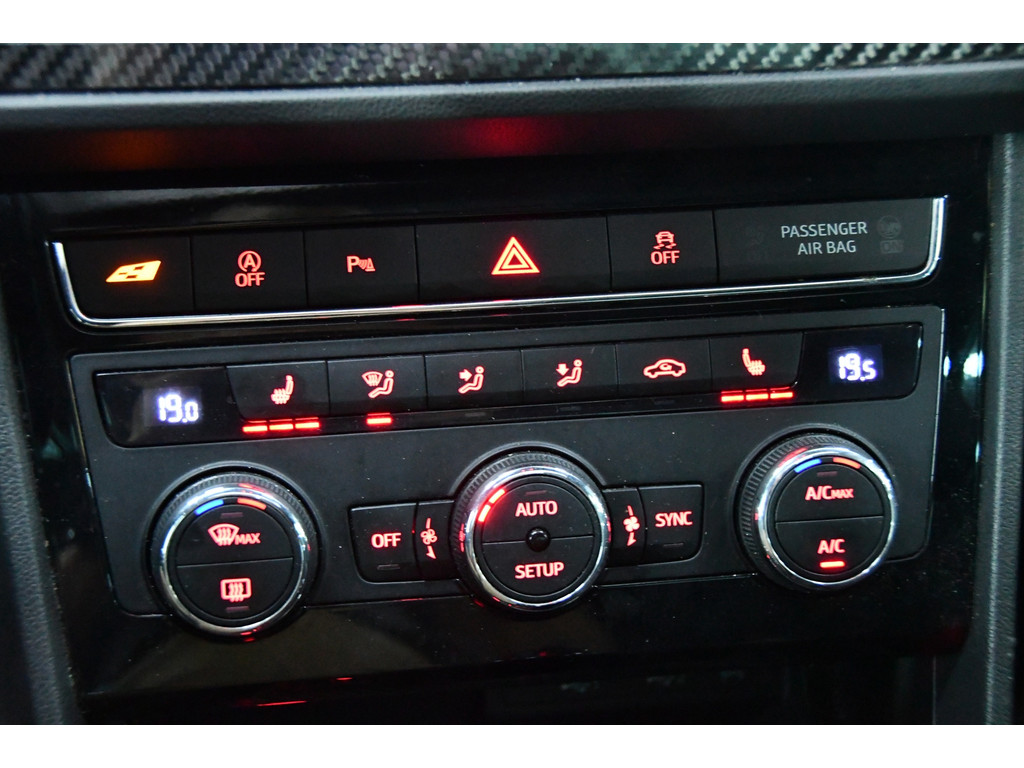 Seat Leon 2.0 TSI CUPRA 300 12