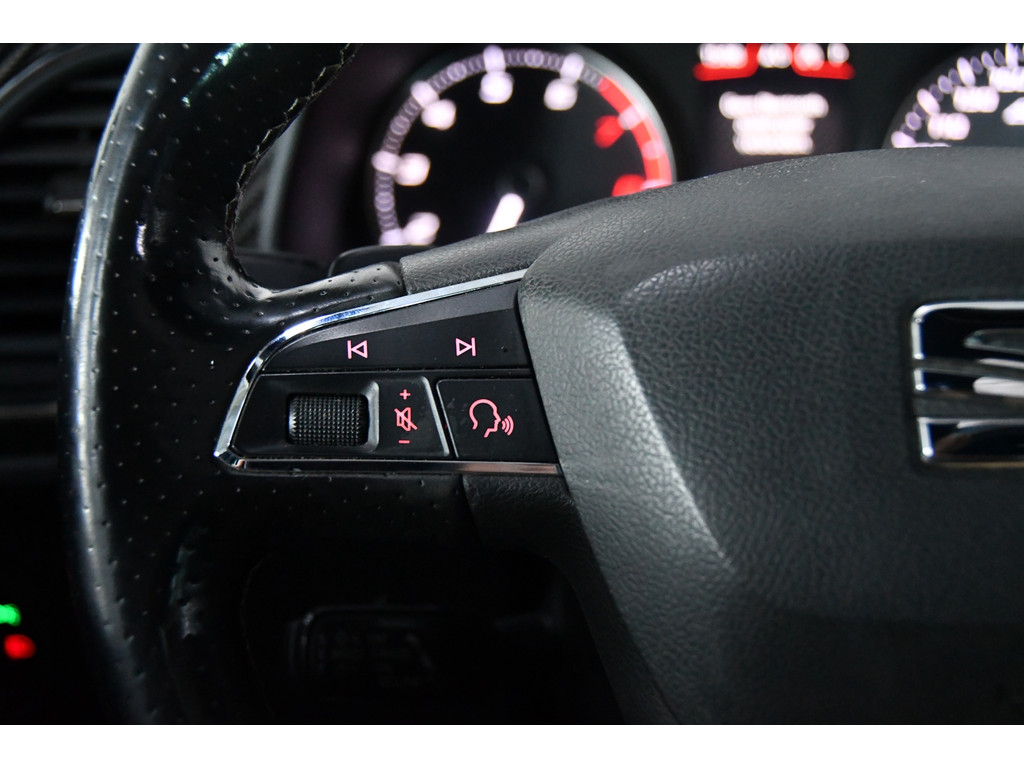 Seat Leon 2.0 TSI CUPRA 300 8