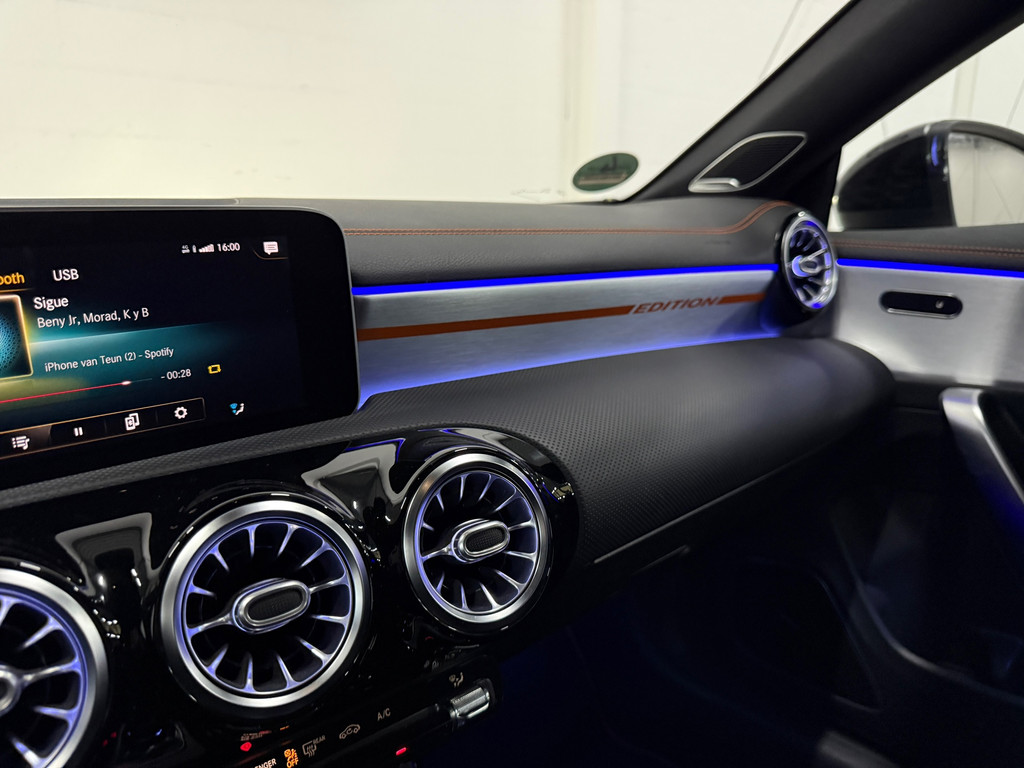 Mercedes-Benz CLA 220 AMG-line Edition 1 Night*Burmester*Cam*Sfeer 13