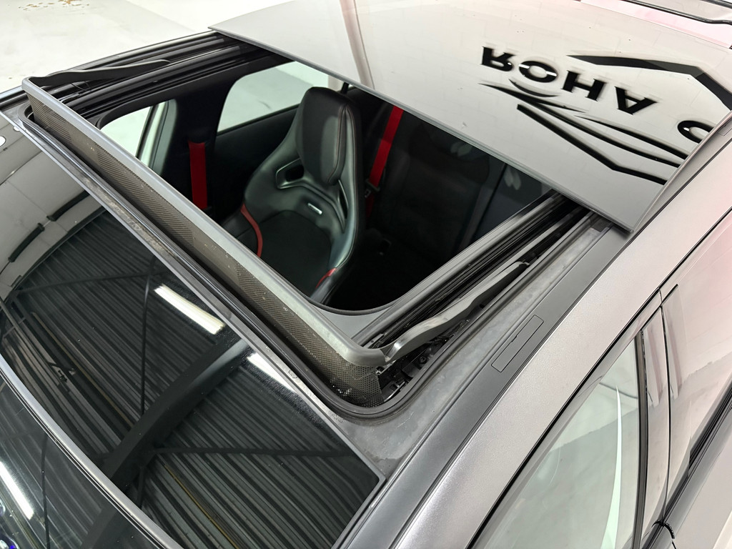 Mercedes-Benz A-klasse AMG 35 4MATIC Premium Plus Pano Burmester 1