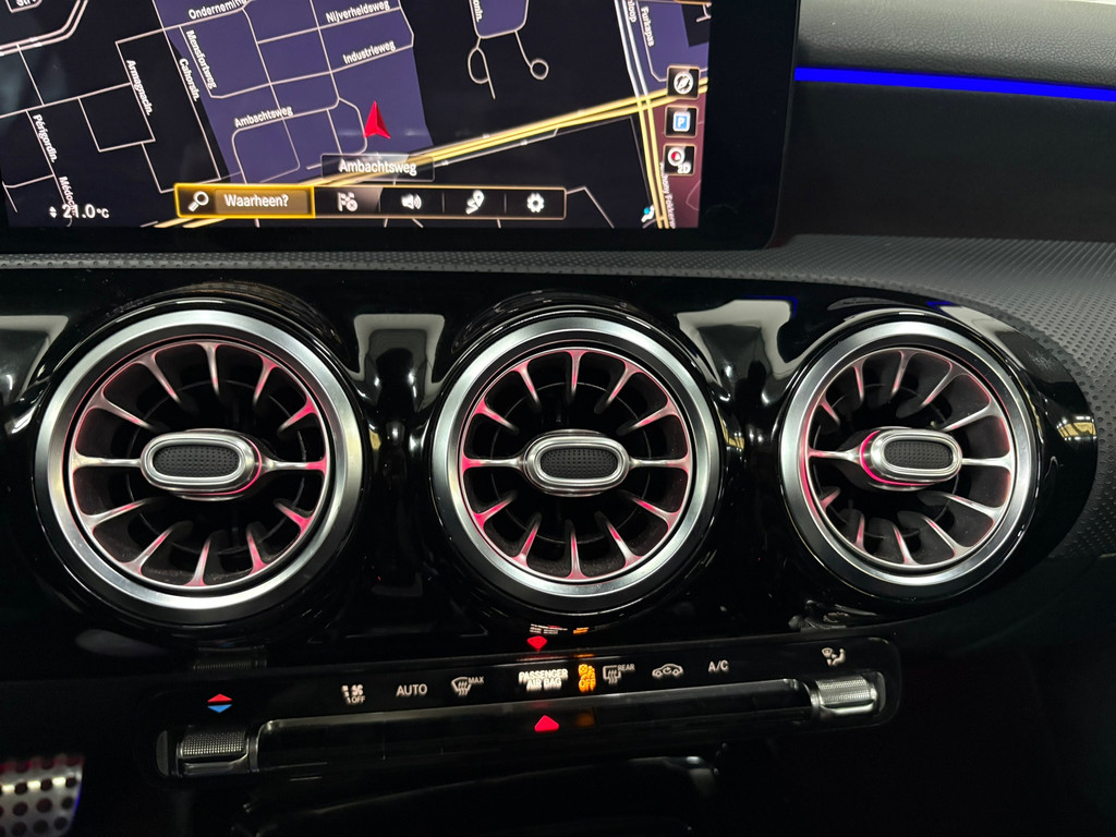 Mercedes-Benz A-klasse AMG 35 4MATIC Premium Plus Pano Burmester 19