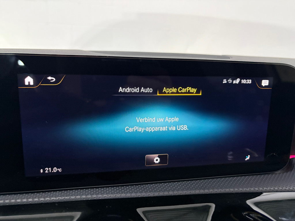 Mercedes-Benz A-klasse AMG 35 4MATIC Premium Plus Pano Burmester 23