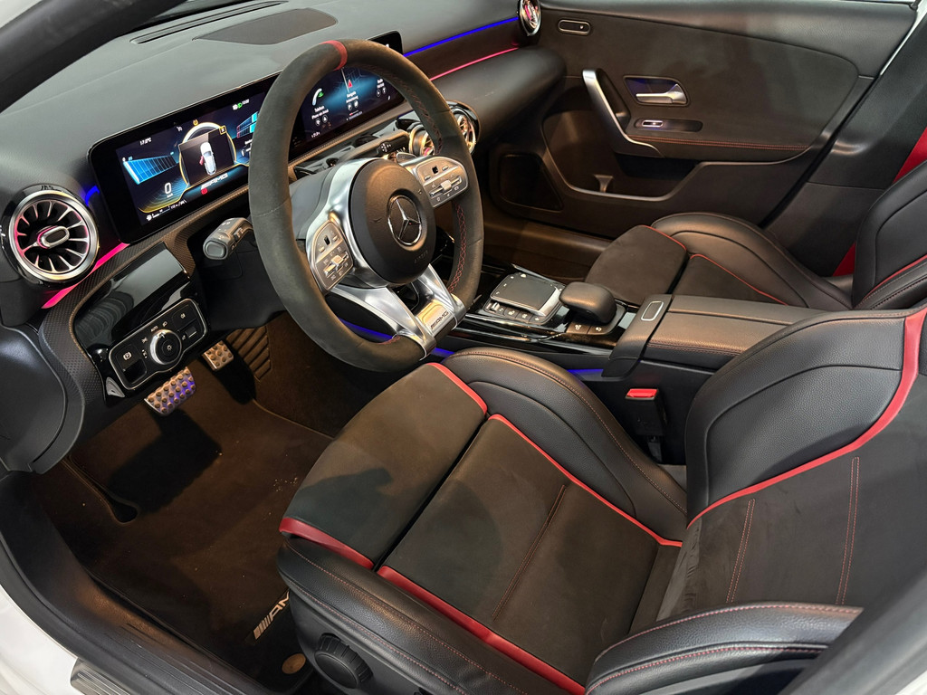 Mercedes-Benz A-klasse AMG 35 4MATIC Premium Plus Pano Burmester 4