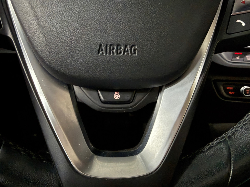 BMW 1-serie 118i HUD Led Keyless Memory leer 12