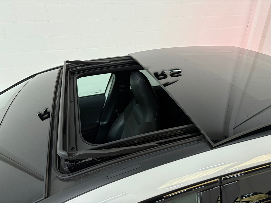 Mercedes-Benz A-klasse 180 Premium Plus AMG*Pano*Night*Cam*Memory 1