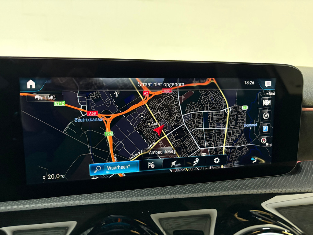 Mercedes-Benz A-klasse 180 Premium Plus AMG*Pano*Night*Cam*Memory 14