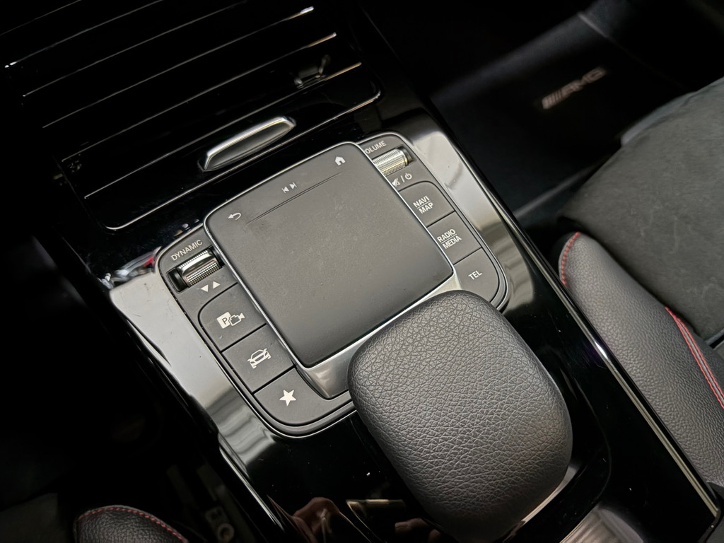 Mercedes-Benz A-klasse 180 Premium Plus AMG*Pano*Night*Cam*Memory 17