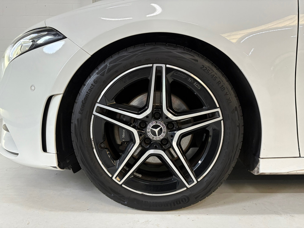 Mercedes-Benz A-klasse 180 Premium Plus AMG*Pano*Night*Cam*Memory 2