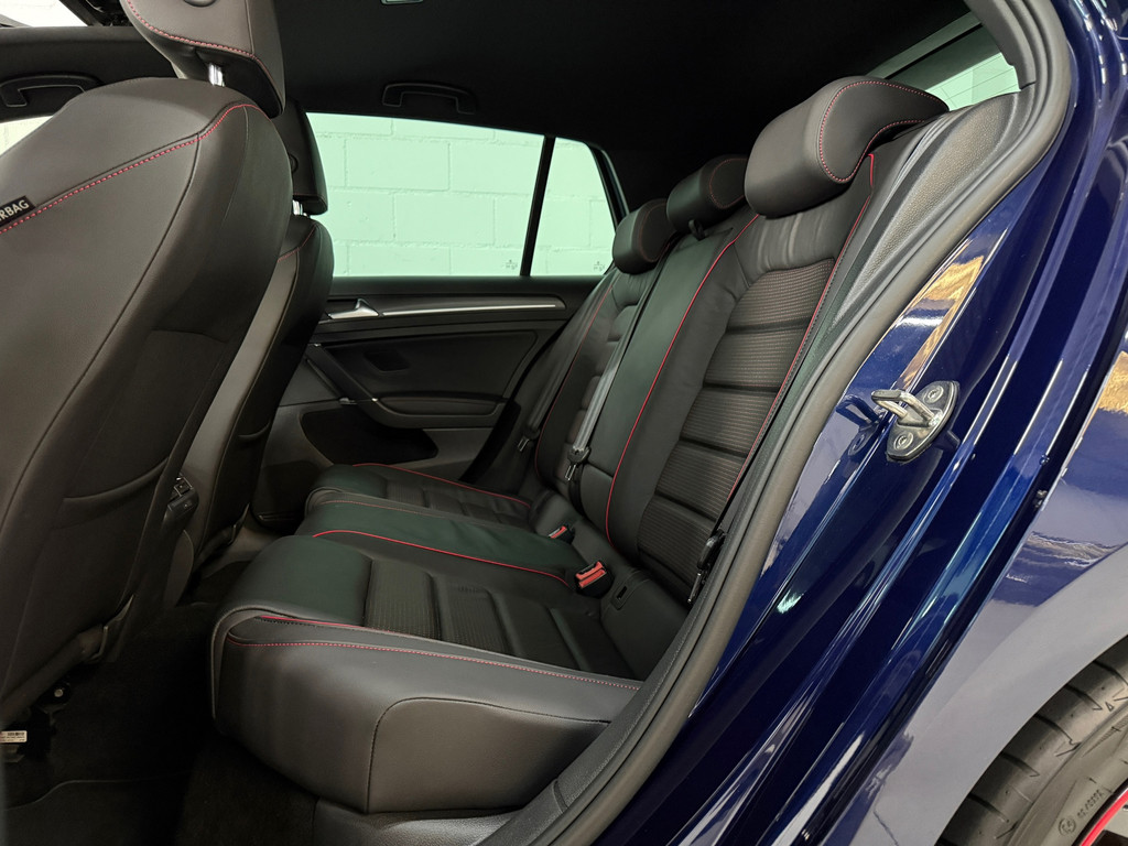 Volkswagen GOLF 2.0 TSI GTI Performance 19