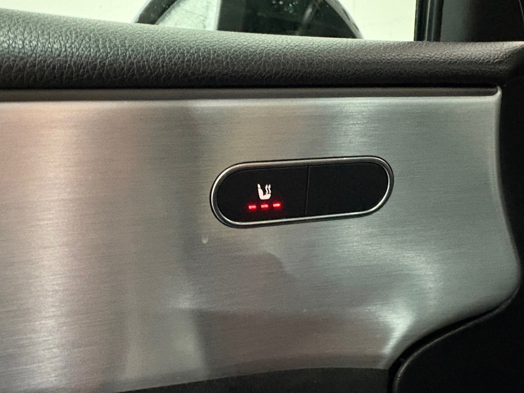 Mercedes-Benz A-klasse 200 Business Solution AMG Upgrade 11