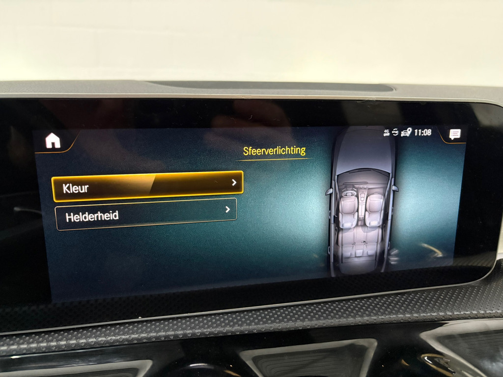 Mercedes-Benz A-klasse 200 Business Solution AMG Upgrade 17