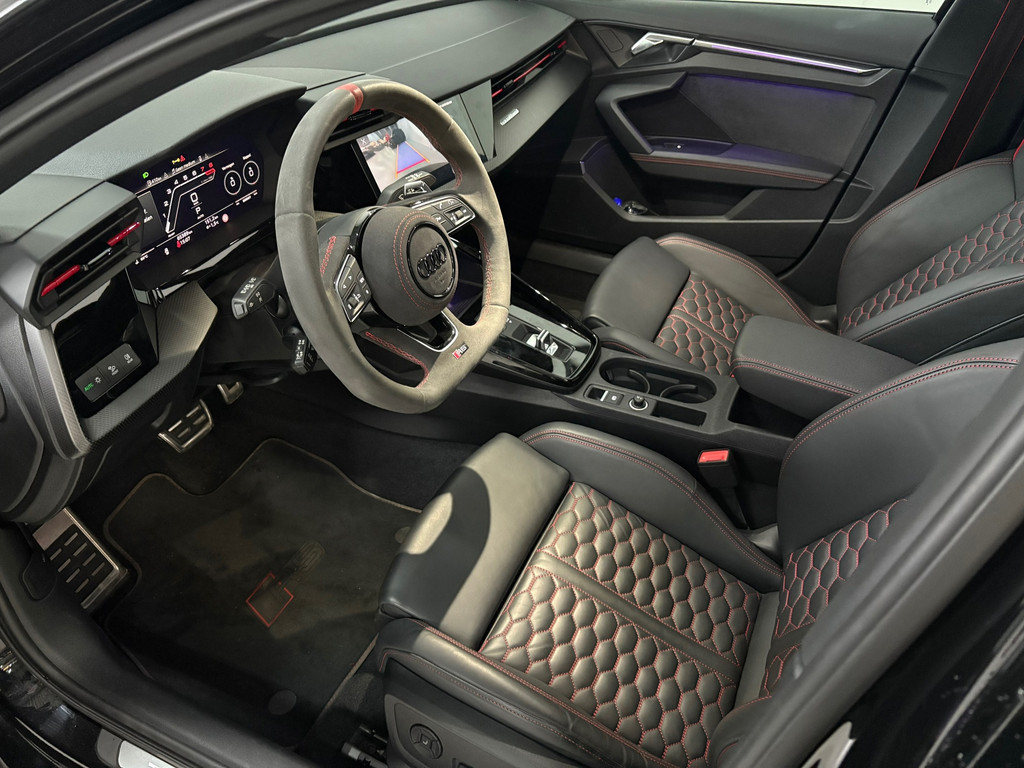 Audi A3 Sportback 2.5 TFSI RS 3 quattro Performance*Memory*Massage*Pano*B&O 4