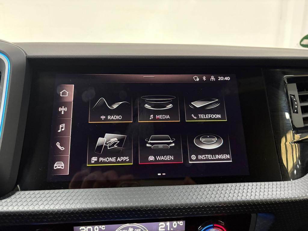 Audi A1 Sportback 35TFSI 1.5 S-Line FULL OPTIONS 12