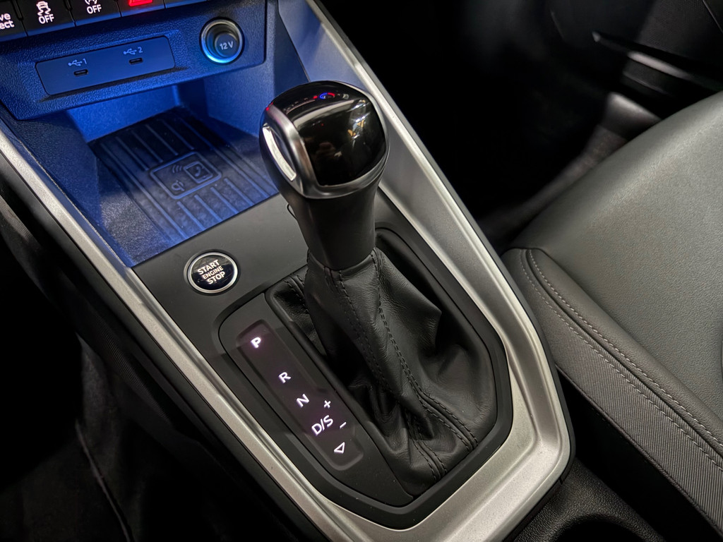 Audi A1 Sportback 35TFSI 1.5 S-Line FULL OPTIONS 17