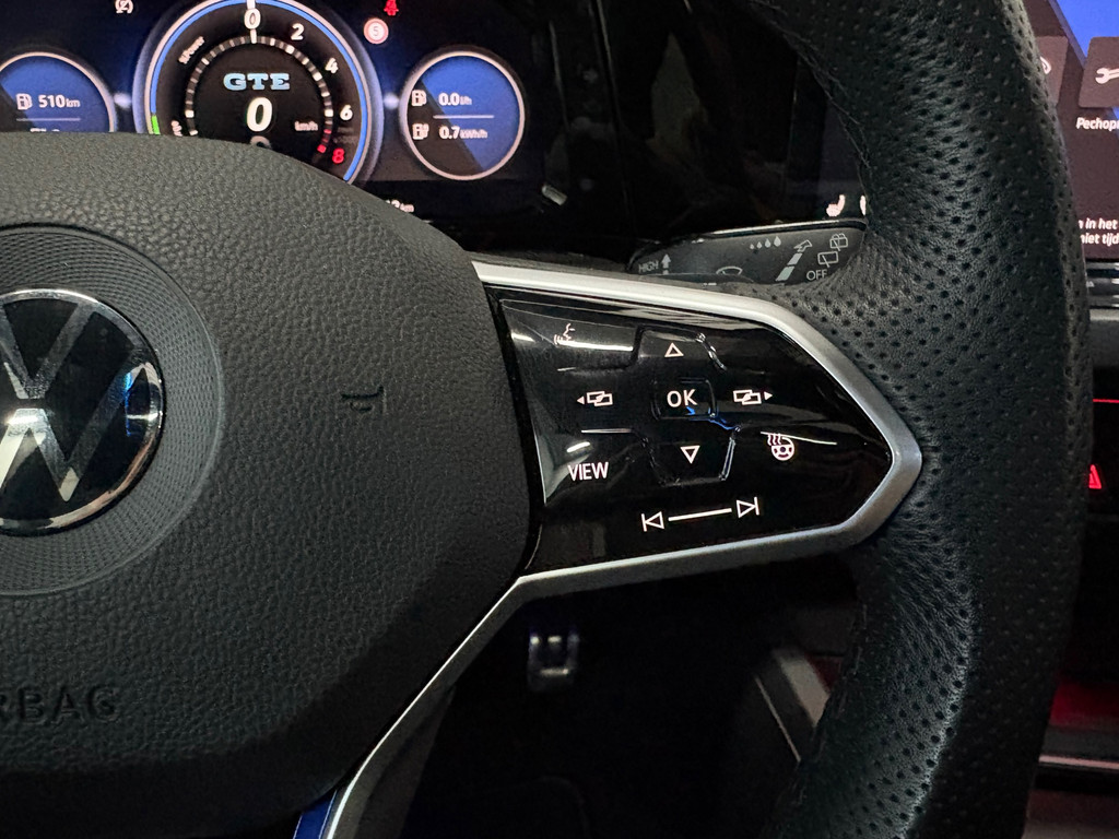 Volkswagen Golf 1.4 eHybrid GTE Pano*Sfeer*keyless* 10