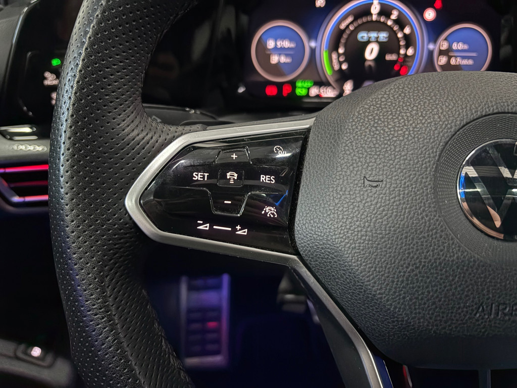 Volkswagen Golf 1.4 eHybrid GTE Pano*Sfeer*keyless* 8