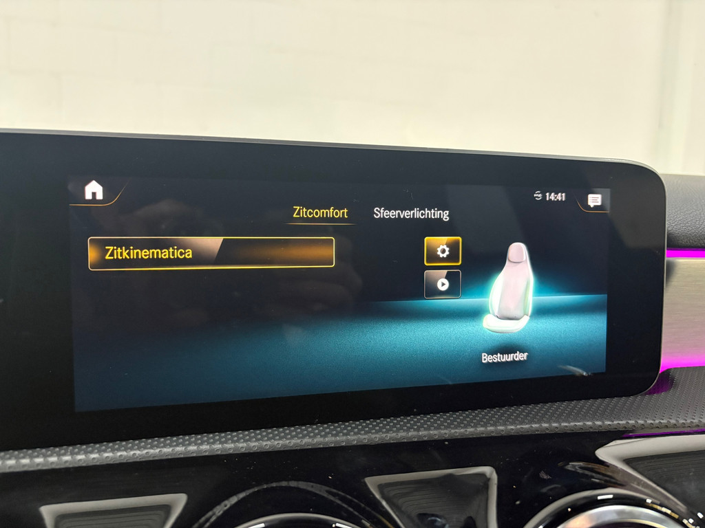 Mercedes-Benz A-klasse 200 AMG Pano*Sfeer*Memory*Cam 20