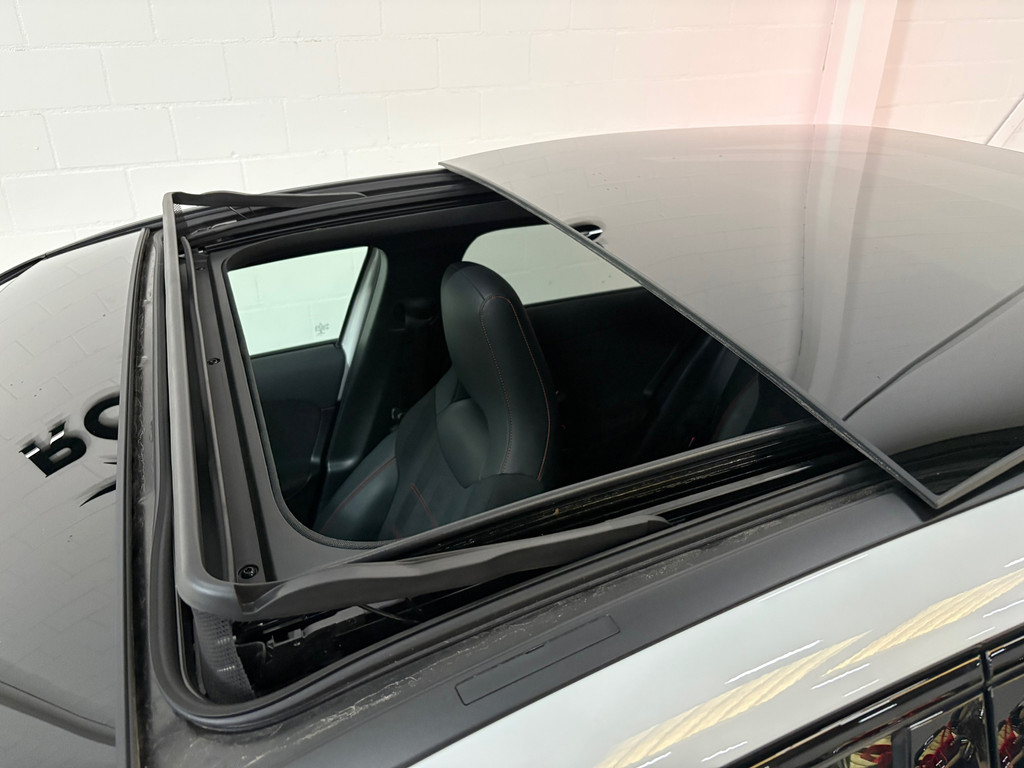 Mercedes-Benz A-klasse 180 AMG Line*Sfeer*Pano*Cam 1