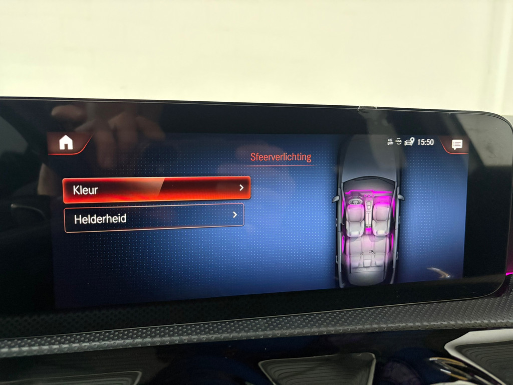 Mercedes-Benz A-klasse 180 AMG Line*Sfeer*Pano*Cam 14