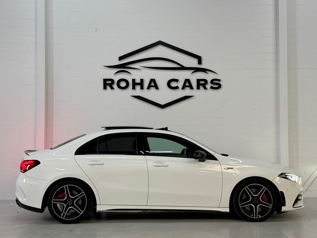 Mercedes-Benz A-klasse AMG A35 4MATIC Premium Panoramadak, Burmester 19