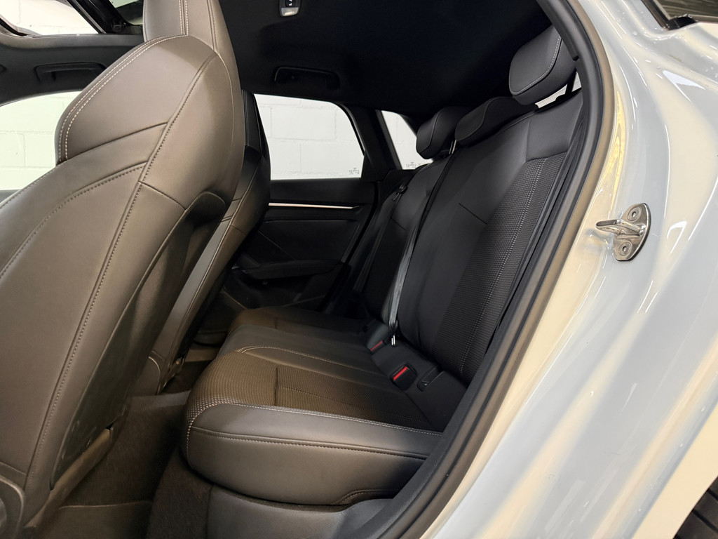 Audi A3 Sportback 40 TFSI e Advanced edition Pano S-line 11