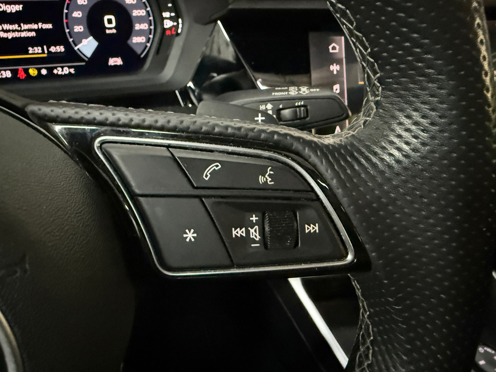 Audi A3 Sportback 40 TFSI e Advanced edition Pano S-line 13