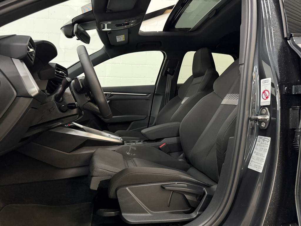 Audi A3 Sportback 40 TFSI e Edition Pano*Stoelvwm*Lane-assist 10