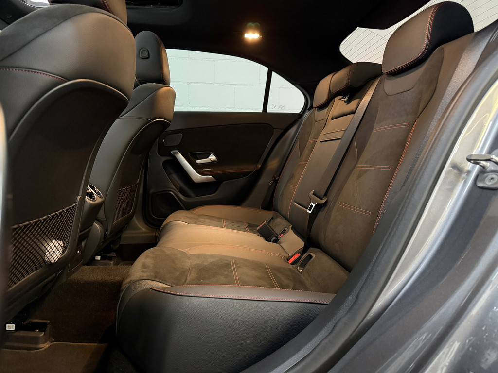 Mercedes-Benz A-klasse 250e AMG Line, Full options, Pano, Nightpack, NL auto 15