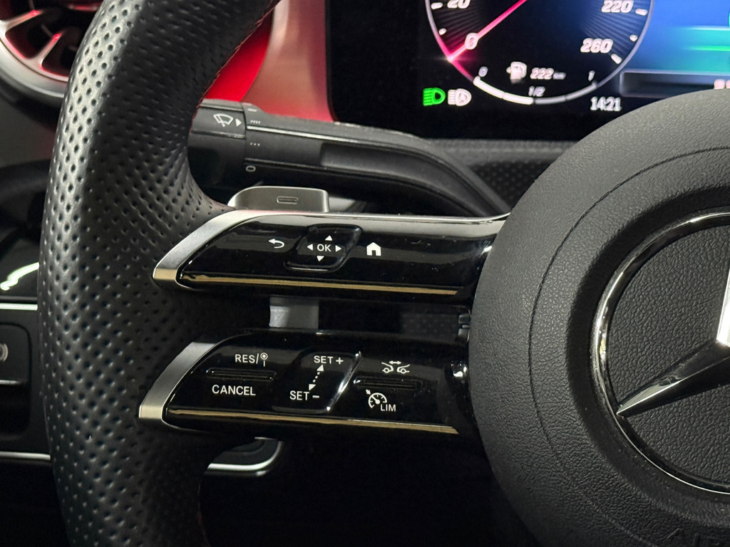 Mercedes-Benz A-klasse 250e AMG Line, Full options, Pano, Nightpack, NL auto 7