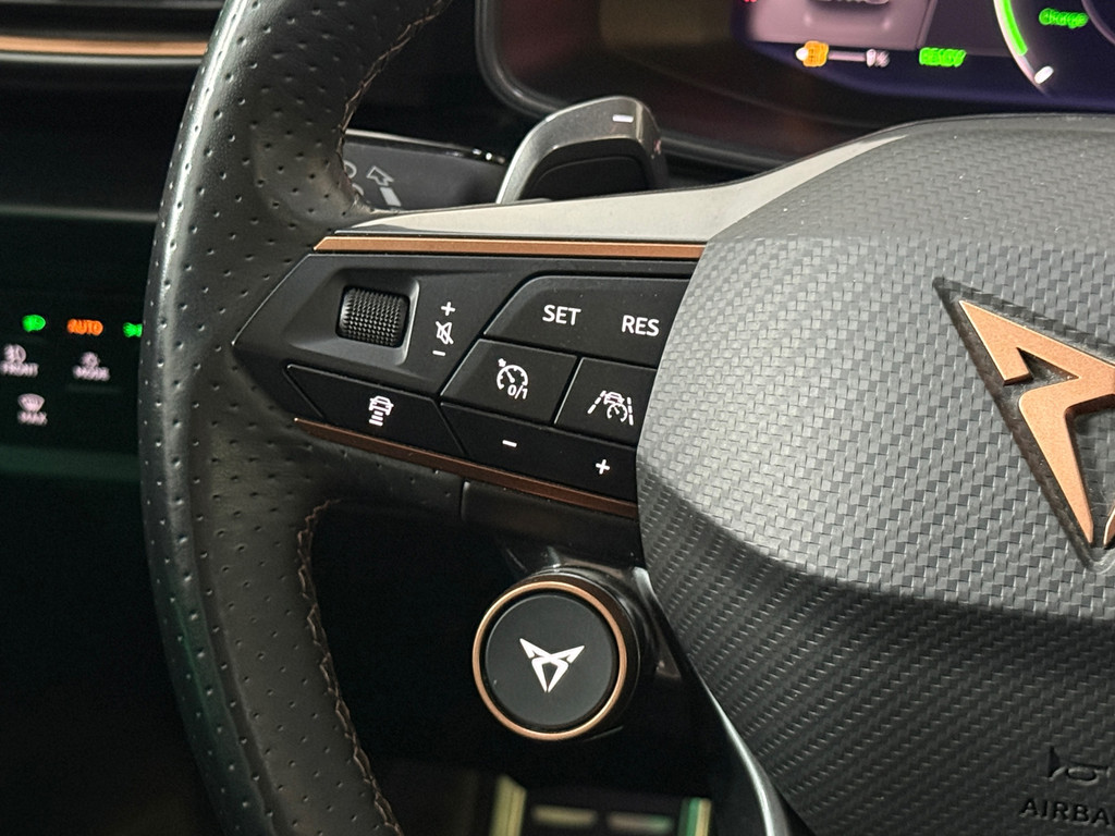 Cupra Leon Sportstourer 1.4 e-Hybrid VZ Copper Edition, Pano, Full Options 17