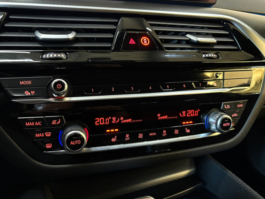 BMW 5-serie 530e Edition Plus, M-pakket, Schuifdak, Laserlight, FULL-options 18