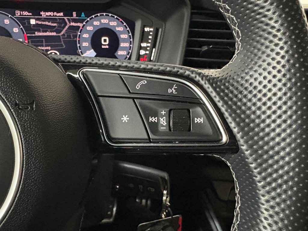 Audi A1 Allstreet 30 TFSI Advanced edition, Navi, Blackline, Automaat 9