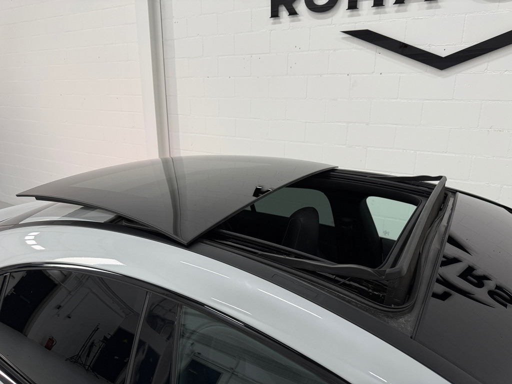 Mercedes-Benz CLA-klasse 200 AMG-Line, Pano, 2