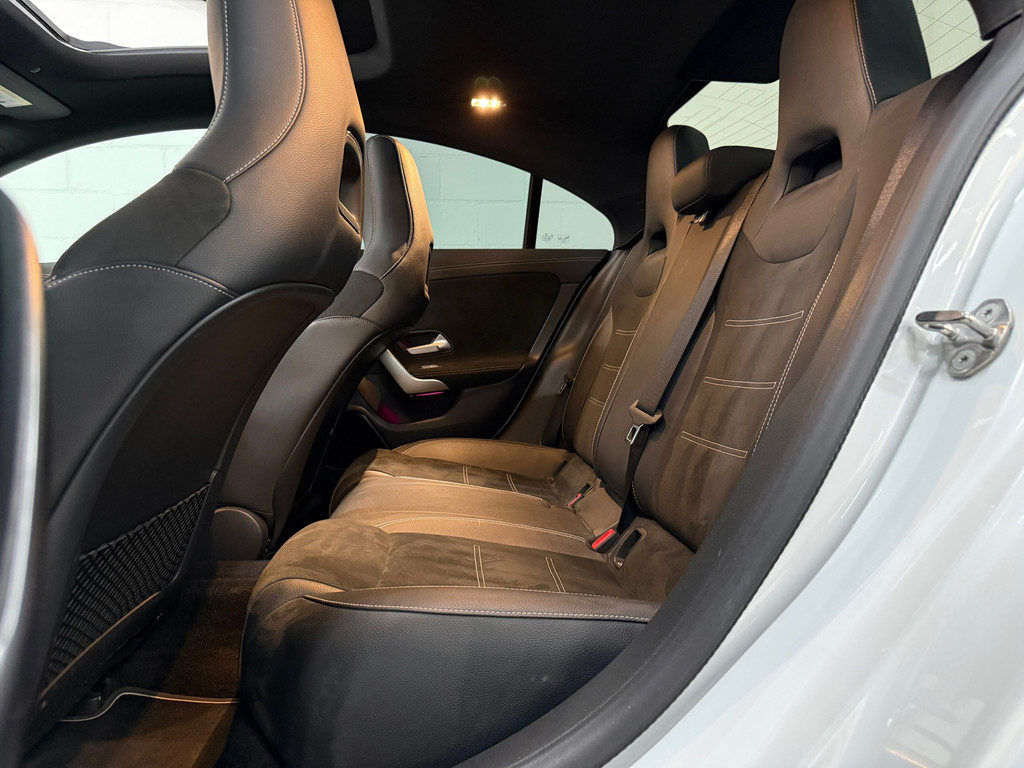 Mercedes-Benz CLA-klasse 200 AMG-Line, Pano, 4