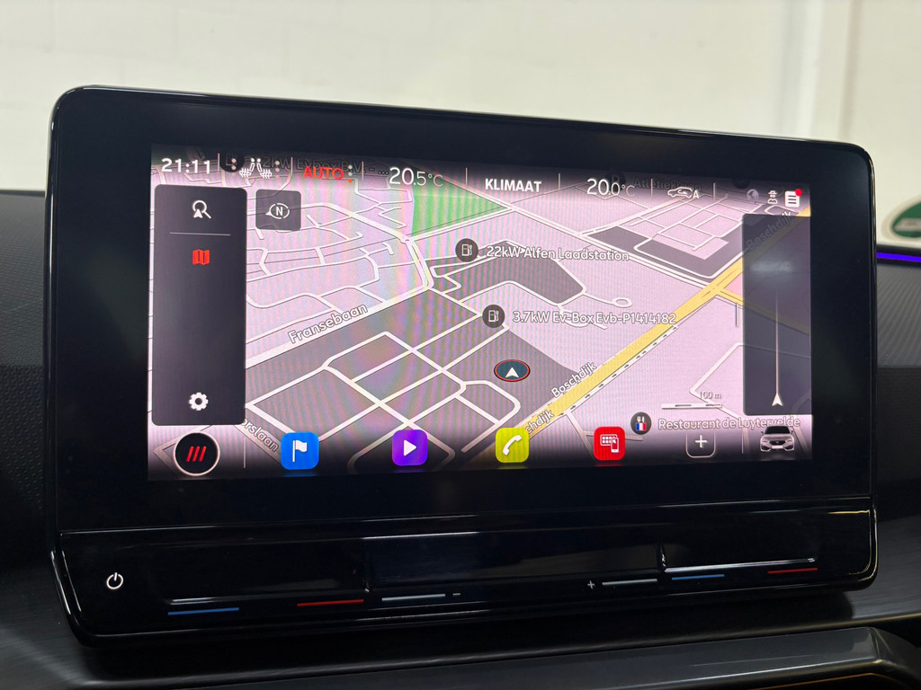 Cupra Leon 2.0 TSI VZ 300 PK Pano*Keyless*Sfeer 17