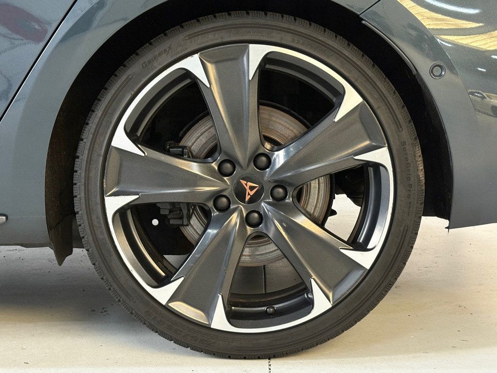 Cupra Leon 2.0 TSI VZ 300 PK Pano*Keyless*Sfeer 2