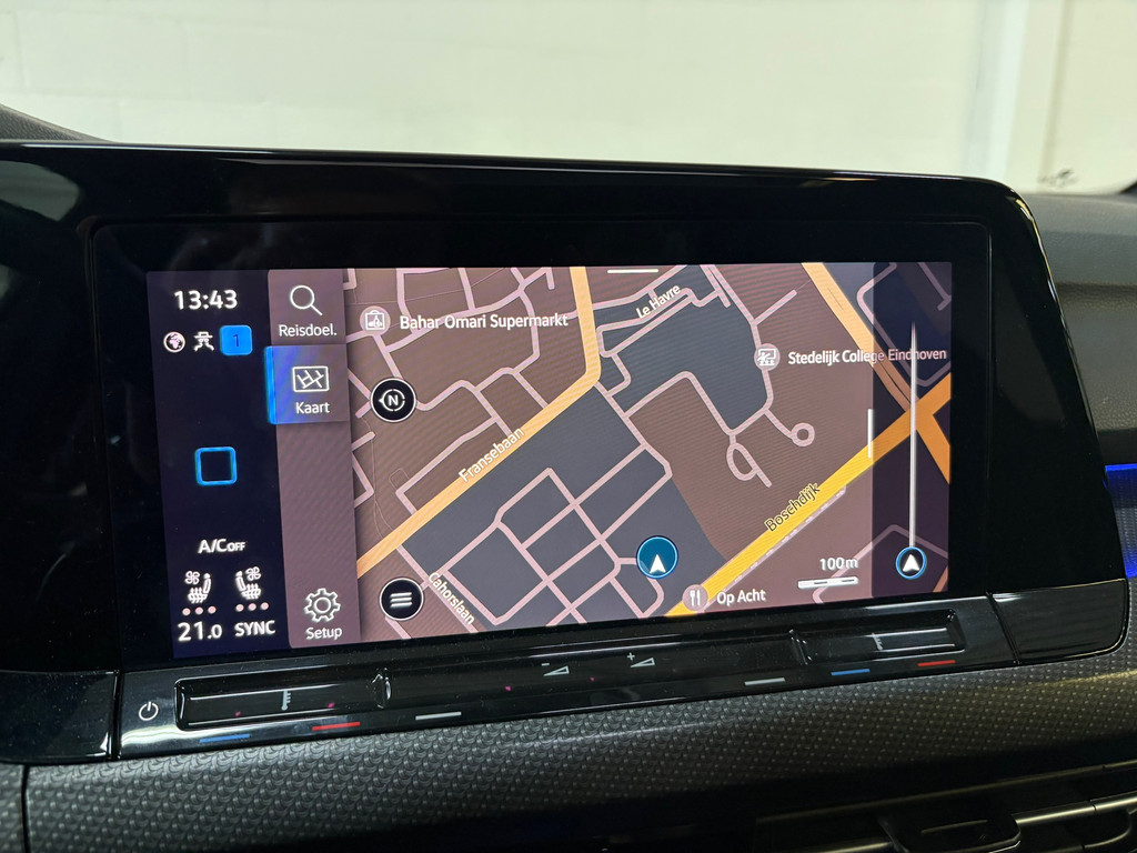 Volkswagen Golf 2.0 TSI R 4Motion, Pano, Akra, Downpipe, HK, HUD 19