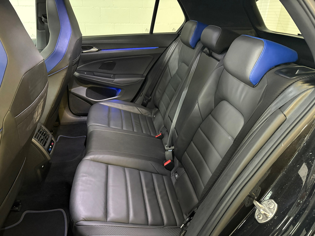 Volkswagen Golf 2.0 TSI R 4Motion, Pano, Akra, Downpipe, HK, HUD 6