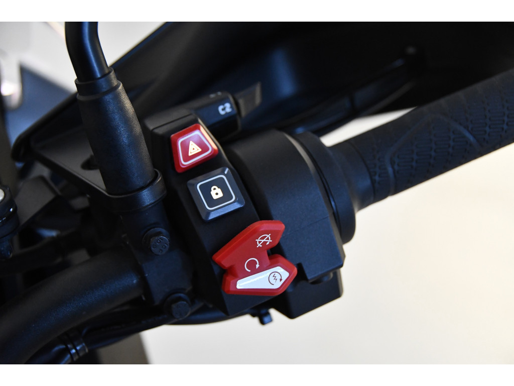 KTM All-Road 1290 Super Adventure R ABS 10