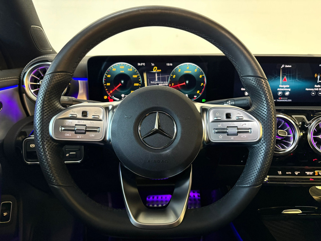 Mercedes-Benz CLA-klasse 200 Edition, Pano, Sfeer, Burmester, Applecarplay 10