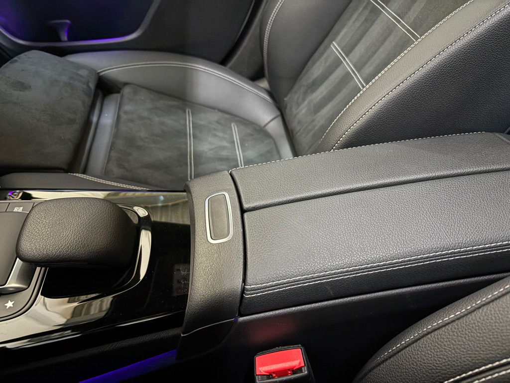 Mercedes-Benz CLA-klasse 200 Edition, Pano, Sfeer, Burmester, Applecarplay 26