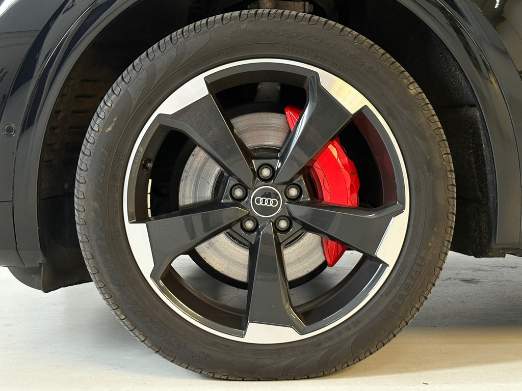 Audi Q5 Sportback 55 TFSI e 3x S-line, Pano, 3D cam, Sfeerlicht 2