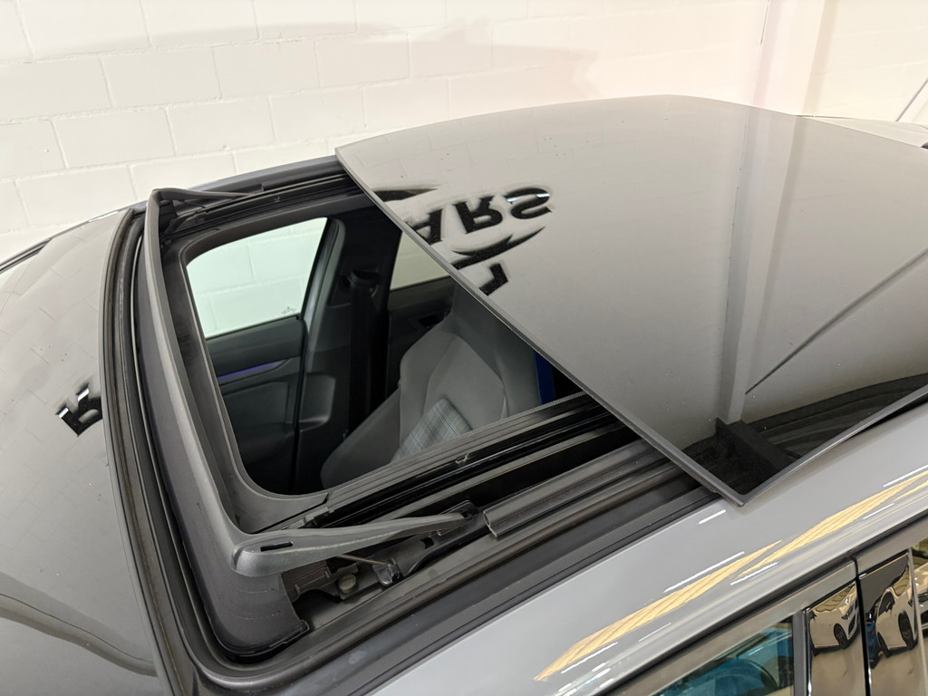 Volkswagen Golf 1.4 eHybrid GTE HUD*Cam*Side-assist 1