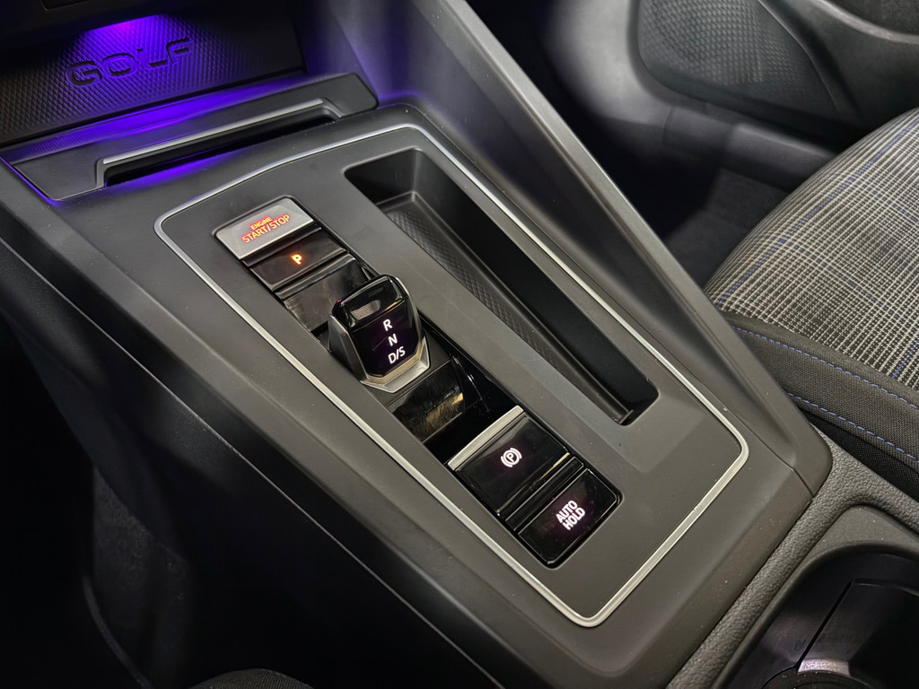 Volkswagen Golf 1.4 eHybrid GTE HUD*Cam*Side-assist 18