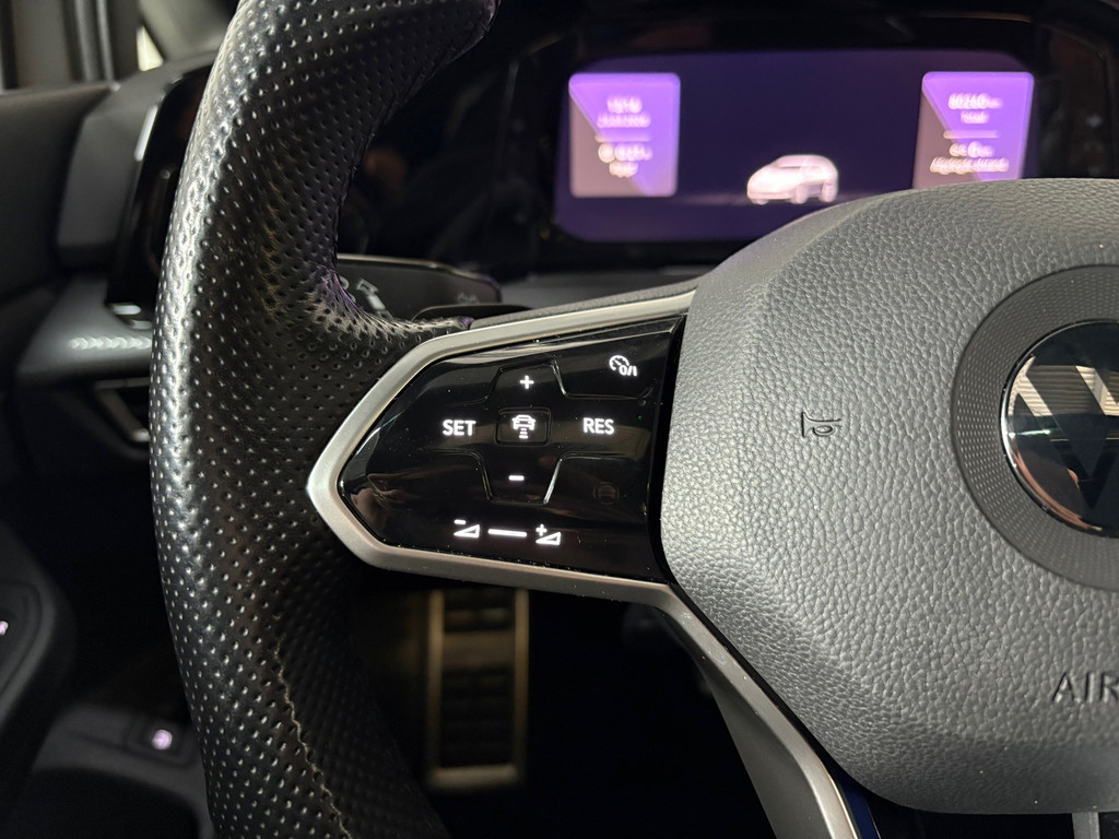 Volkswagen Golf 1.4 eHybrid GTE HUD*Cam*Side-assist 9