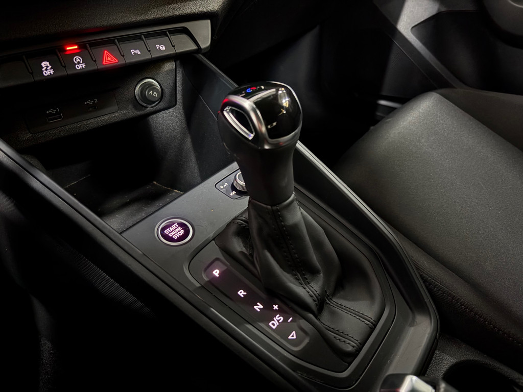 Audi A1 Citycarver 30 TFSI S-Line 14