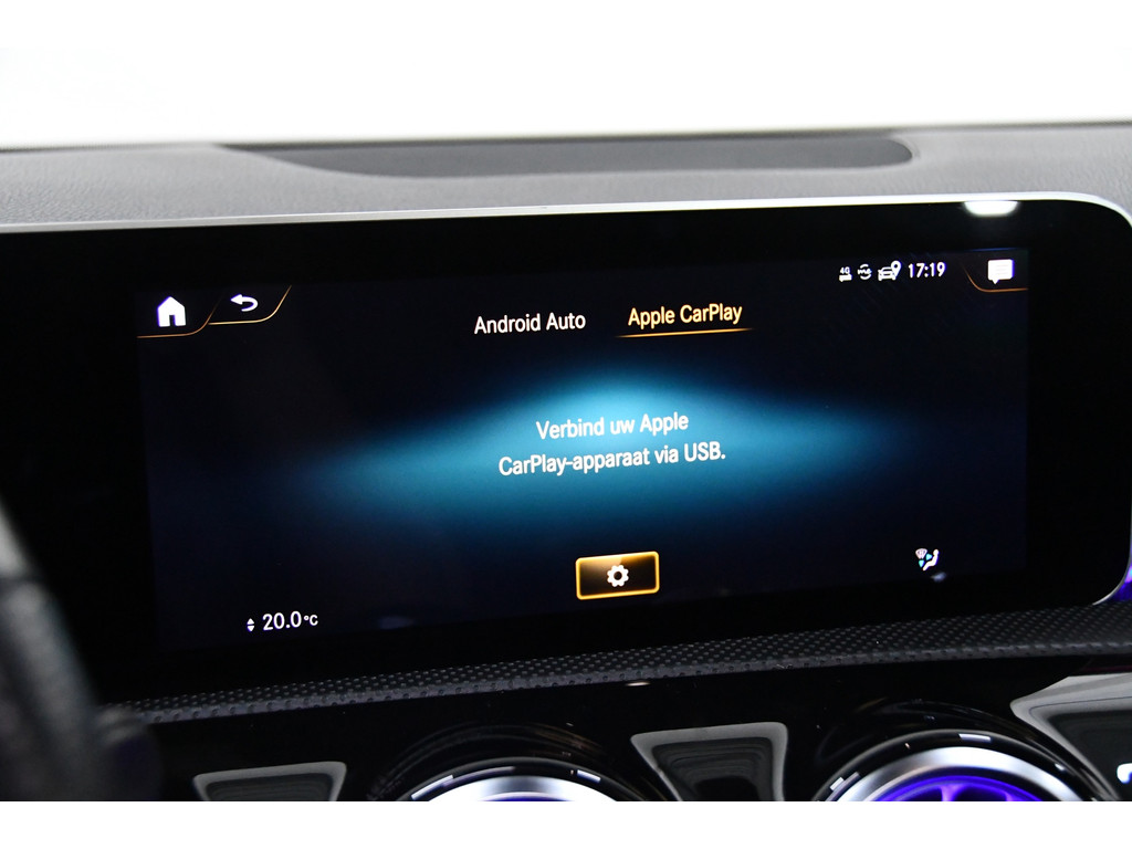 Mercedes-Benz A-klasse A200 AMG Pano*Camera*Keyless 16