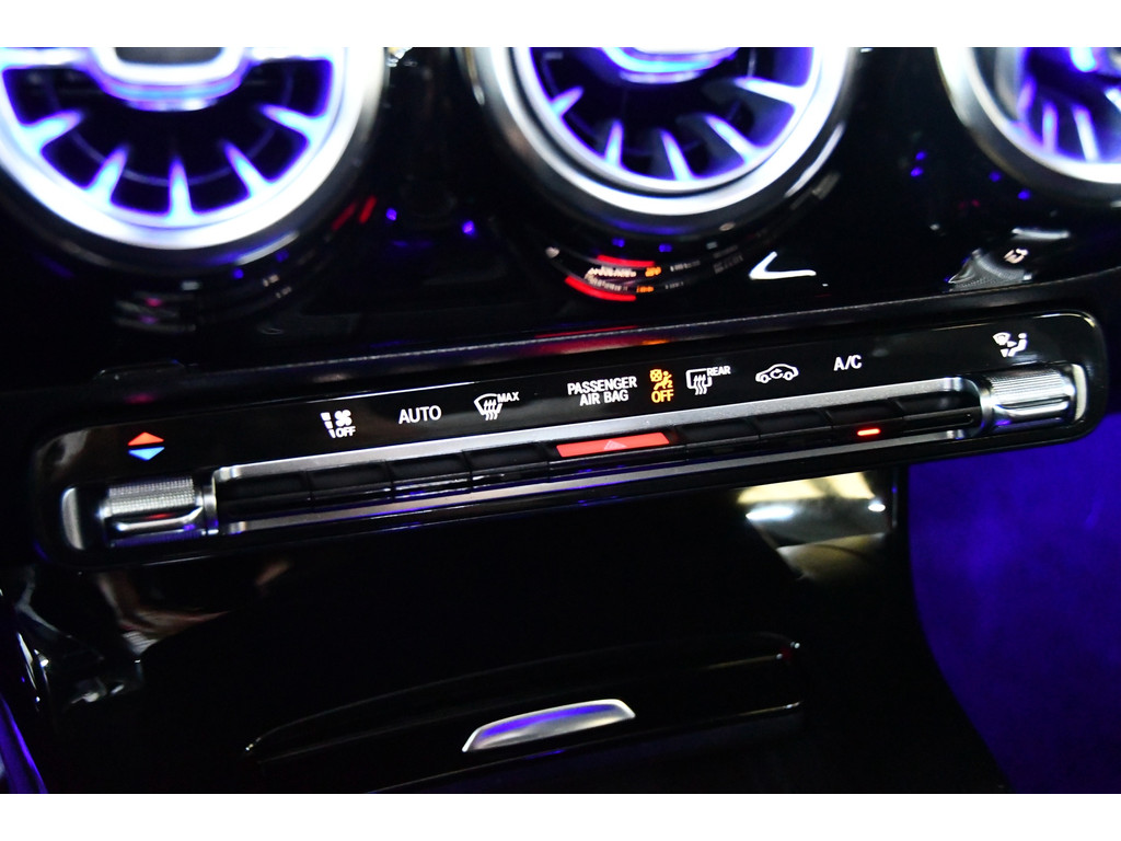 Mercedes-Benz A-klasse A200 AMG Pano*Camera*Keyless 22